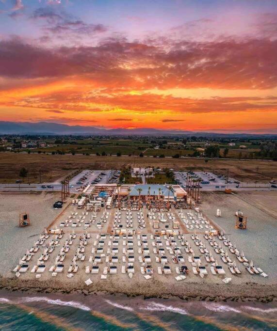 Eden Suite Paralia Kültér fotó